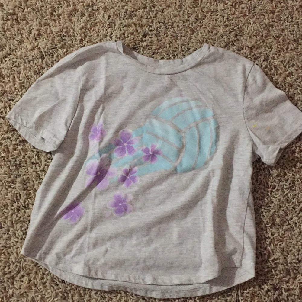 Tee shirt